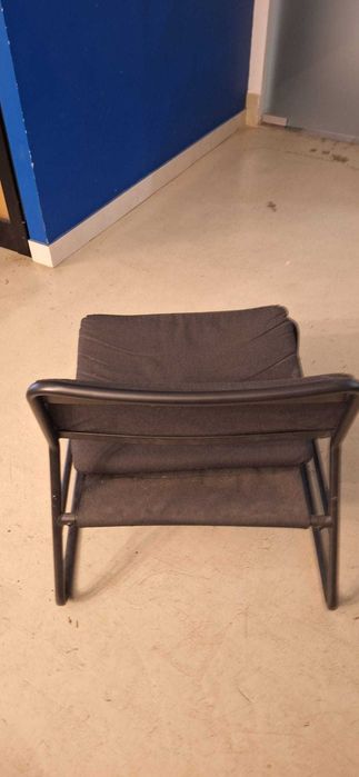 Cadeira com almofada Cinza - Liquidação de Escritório