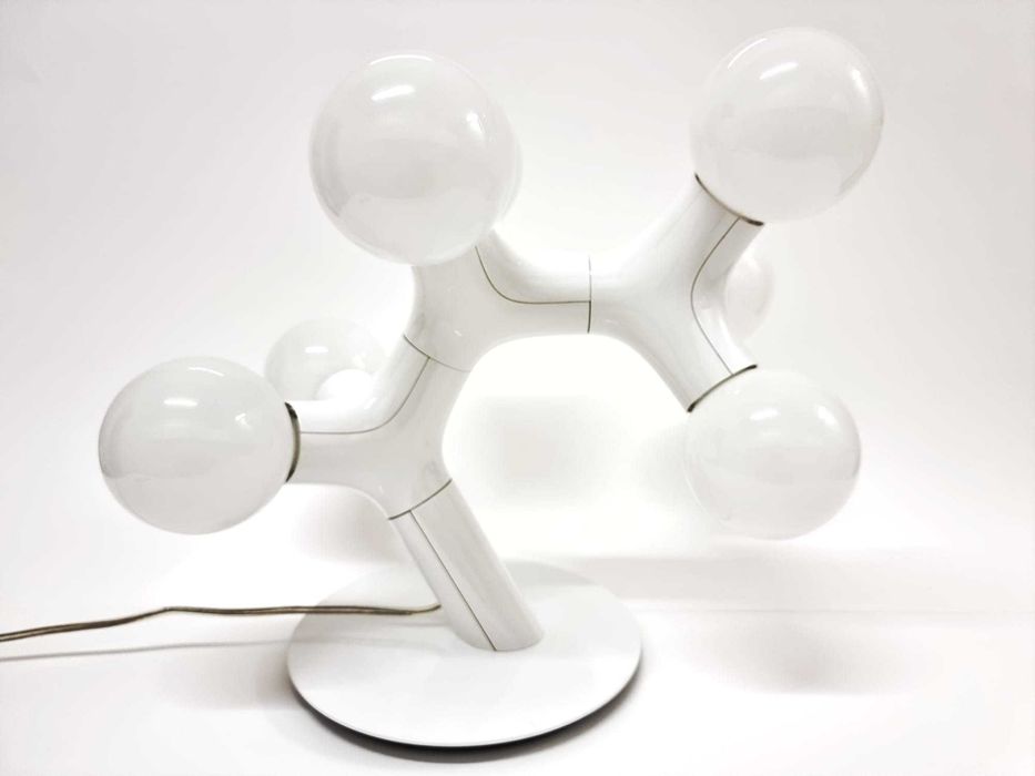 Candeeiro de mesa DNA triple 7