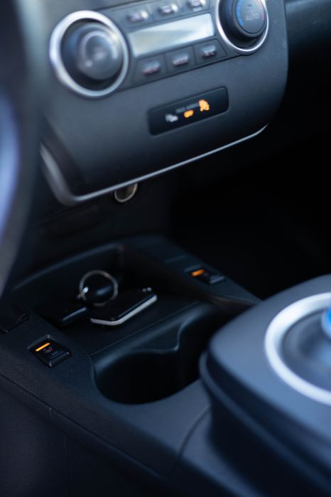 Авто Nissan Leaf