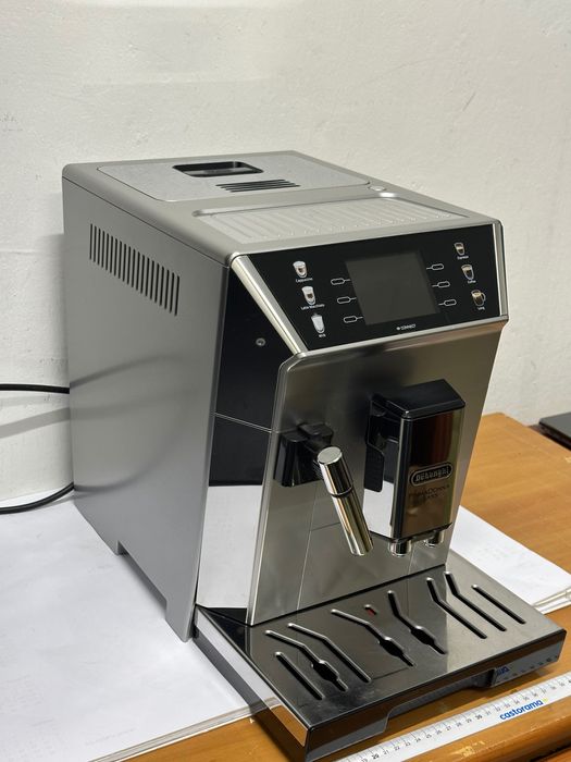 Ekspres do kawy DeLonghi PrimaDonna Class ECAM550.85.MS