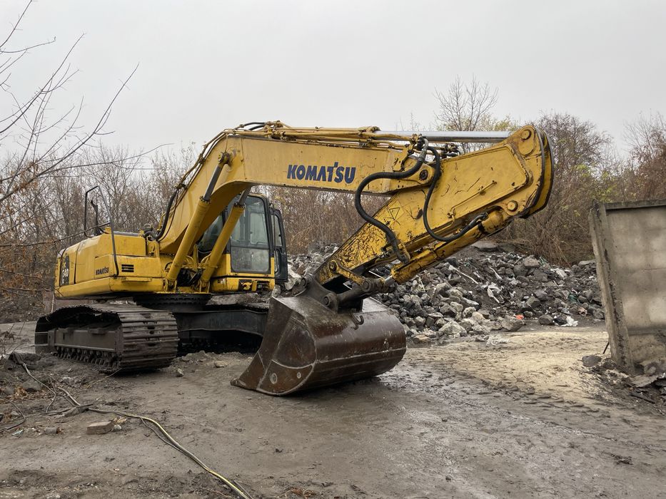 Гусеничный экскаватор Komatsu PC 240NLC-8