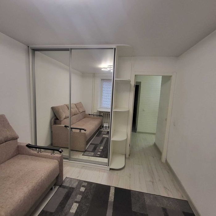 Продаю 3-к  ‼️Новые Дома,‼️ метро Дворец спорта, Коммунальный Рынок