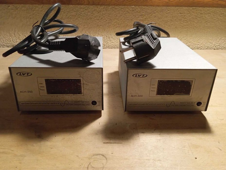 Стабілізатори  напруги LVT