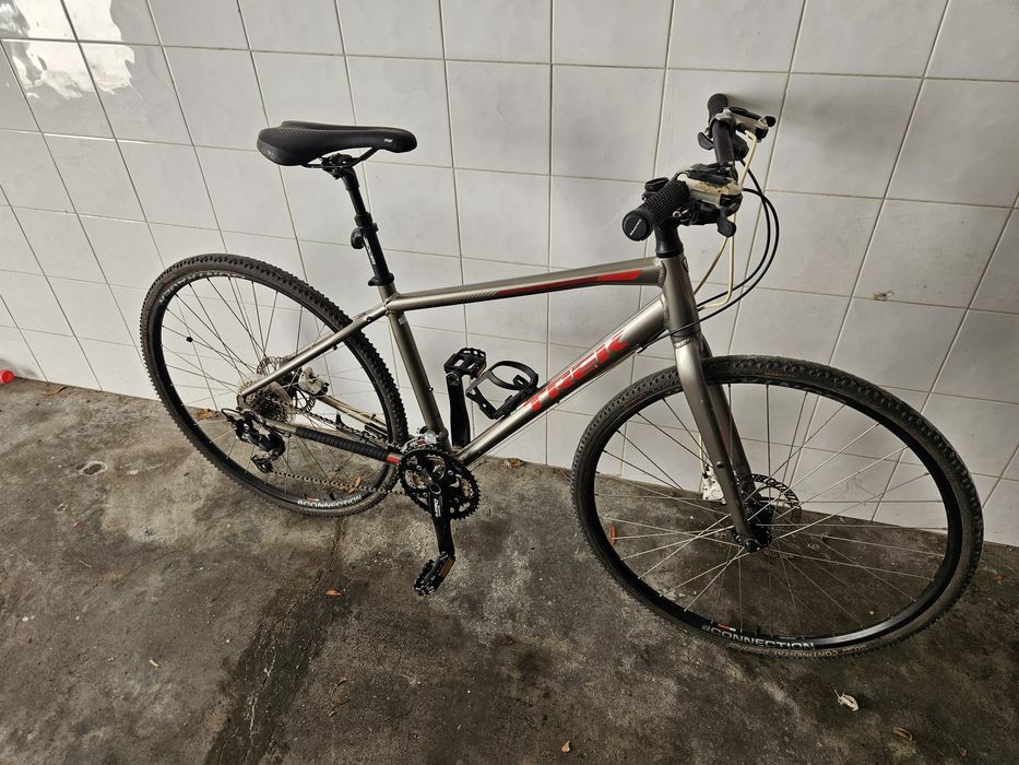 Bicicleta TREK da linha FX