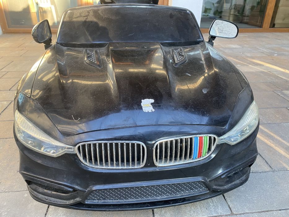 Samochodzik elektryczny dla dziecka