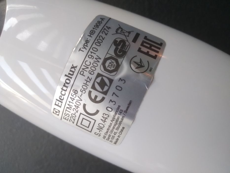 Blender reczny ELEKTROLU X model ESTM 3300.