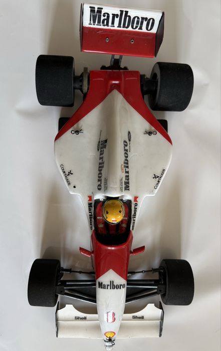 Tamiya 1/10 RC F1 Mclaren - Ayrton Senna