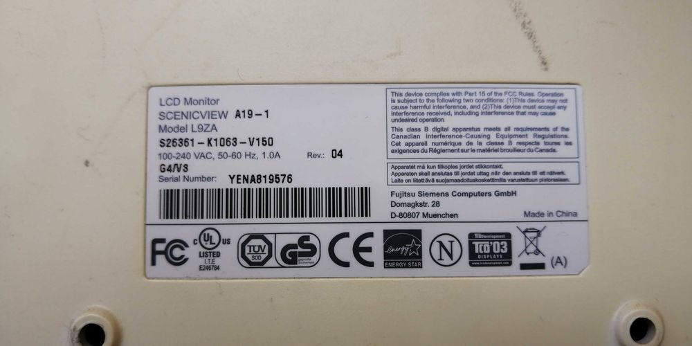Монитор 19" Fujitsu Siemens L9ZA