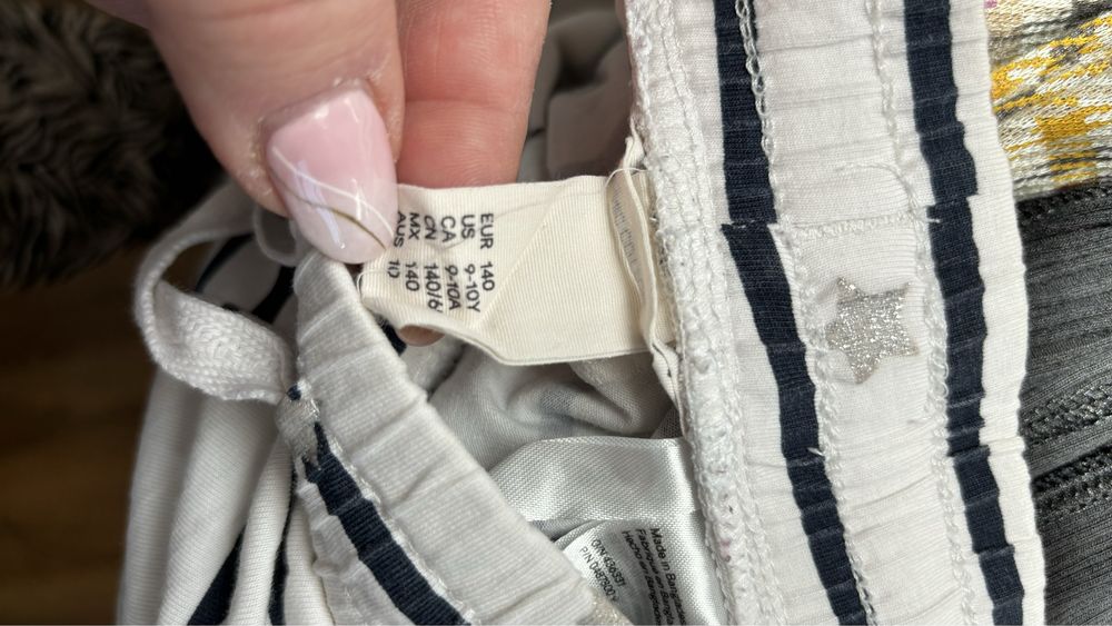 Spodenki H&M r. 140