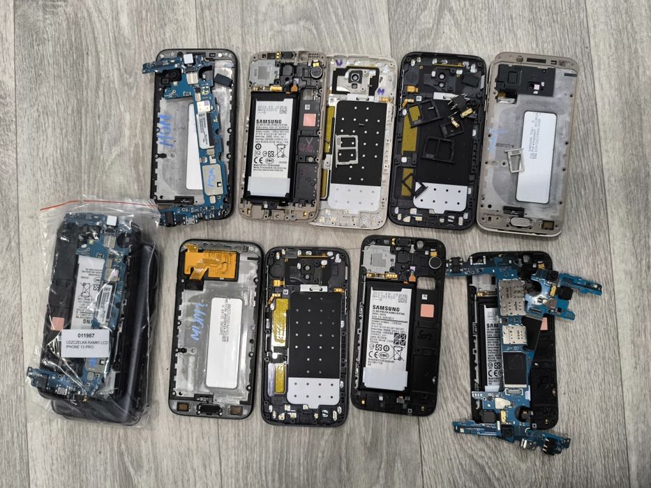 Cześci Samsung J5 2017 j530 baterie obudowy