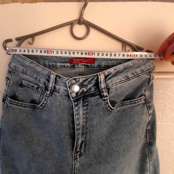 Жіночий одяг,джинси