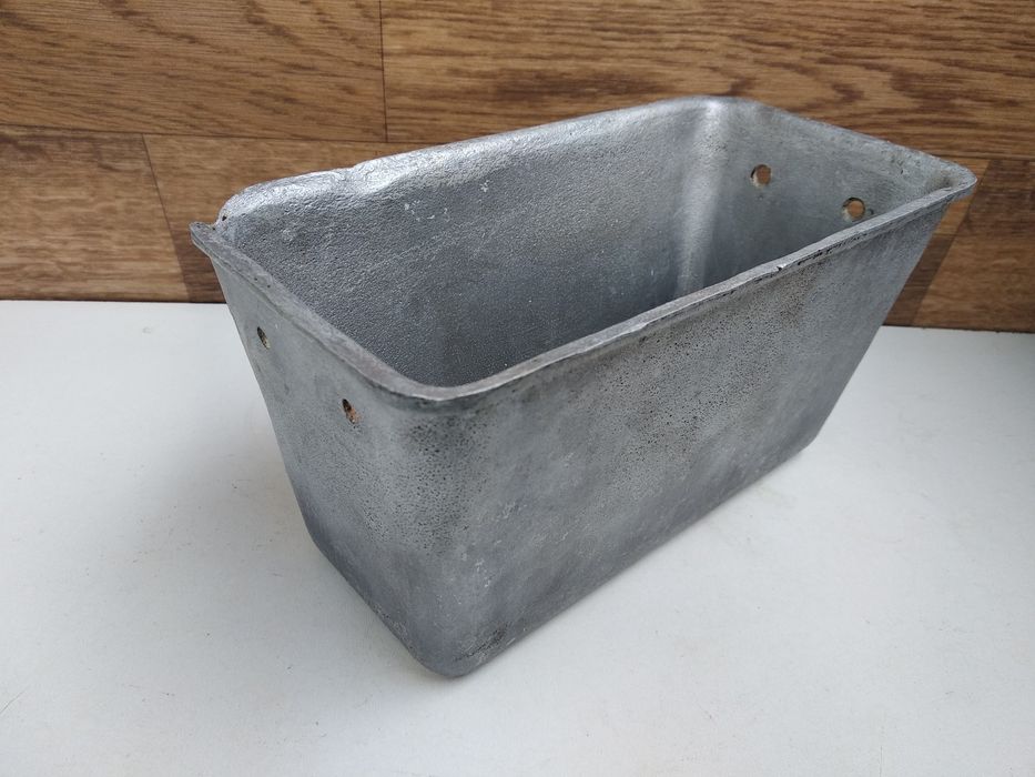 Алюминиевая форма для хлеба