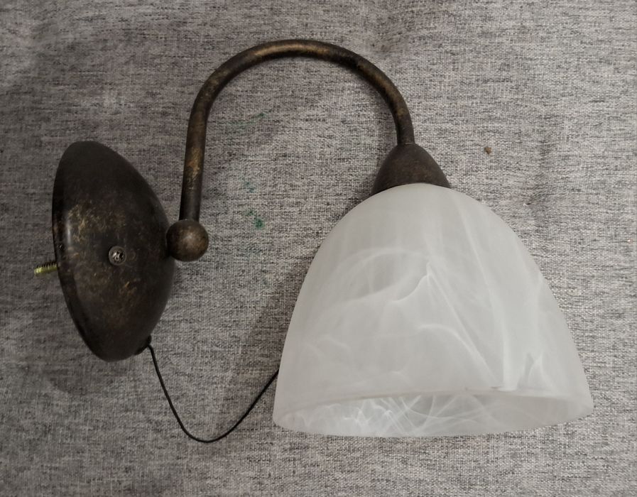 Kinkiet klasyczny z wyłącznikiem