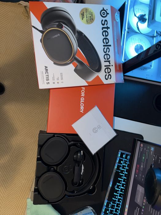 Headphones Steelseries Artic 5