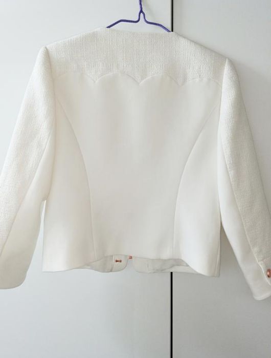 Жіночий стильний жакет