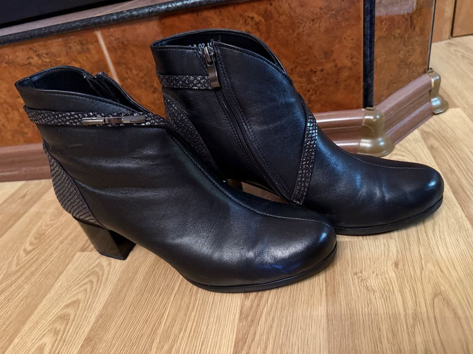 Черевики натуральні