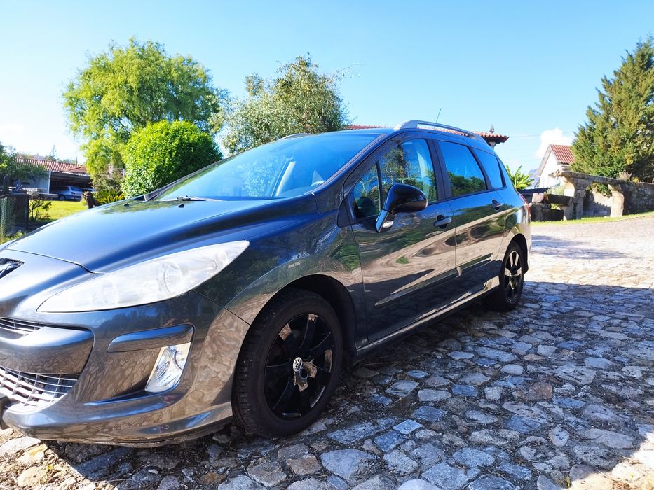 Peugeot 308 em excelente estado de conservação analiso retoma em Mota