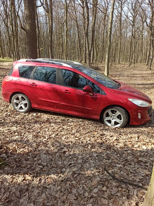 Peugeot 308 SW .