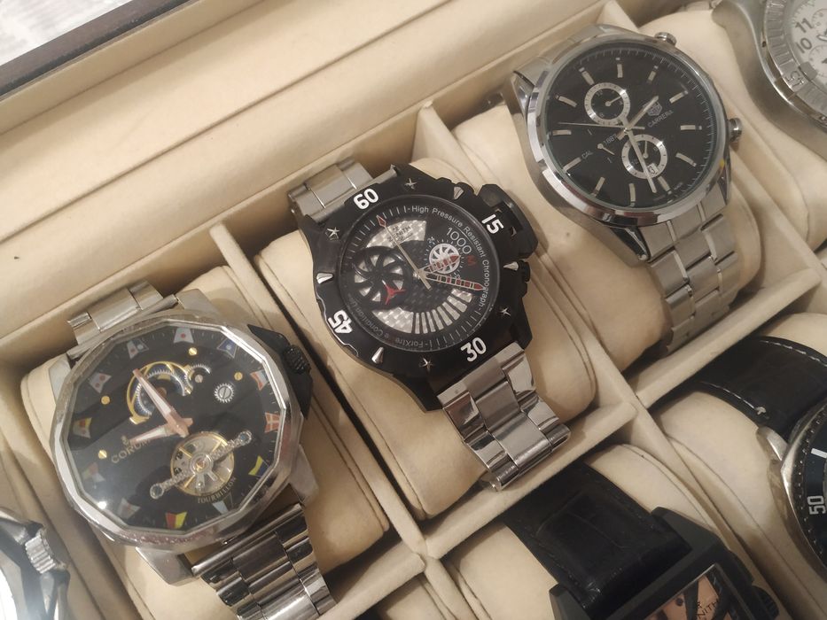 Conjunto de 12 Relógios - Oportunidade!!