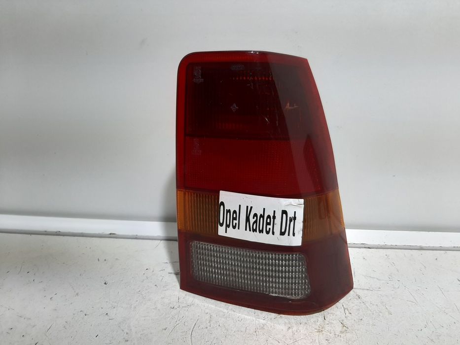 Farolim direito OPEL Kadett E