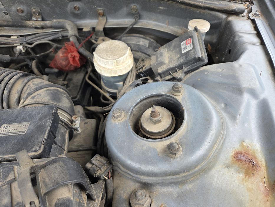 Mitsubishi Galant VIII 2.0 2001 Kombi LPG Hak – uszkodzony