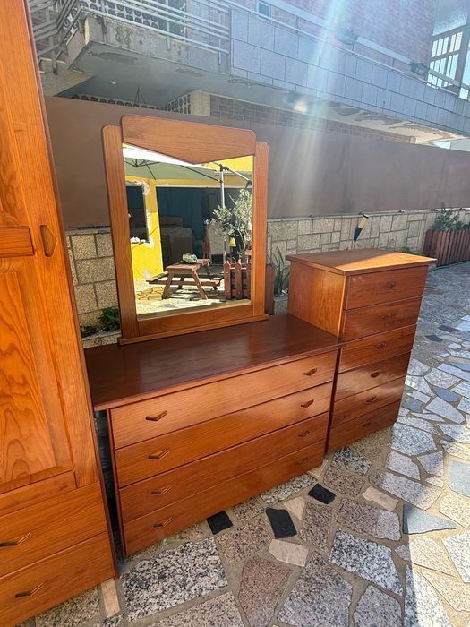 Conjunto de móveis de quarto