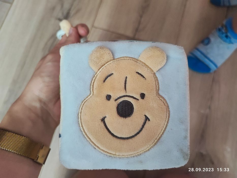 Kostka sensoryczna, Zawieszka Disney Kubuś Puchatek