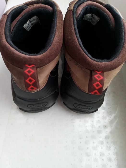 Кожаные ботинки на мальчика кларкс, р. 2,5/35,5