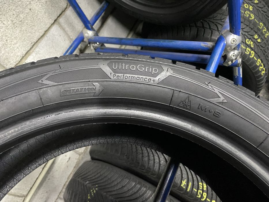 Зимові шини 215/50 R19 (93T) GOOD YEAR