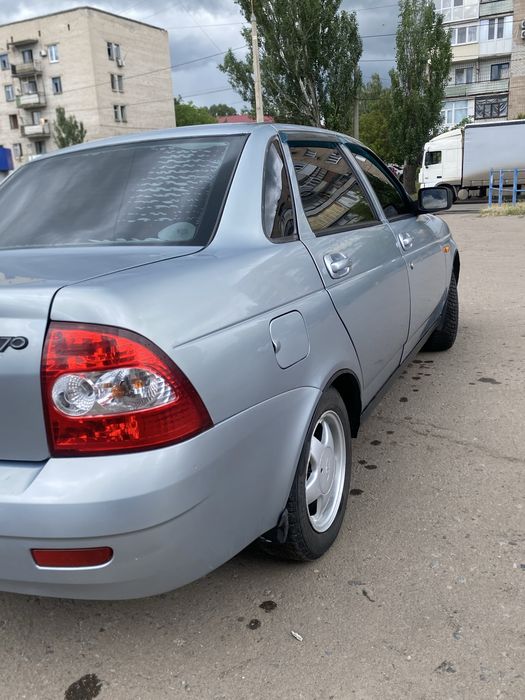 Продам машину приору 2170