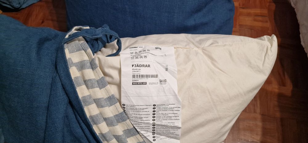 Almofada Ikea 65-65 cm