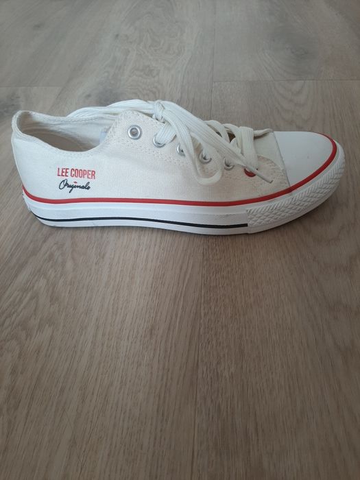 Tramki białe Lee Cooper 38 plus sznurówki gratis