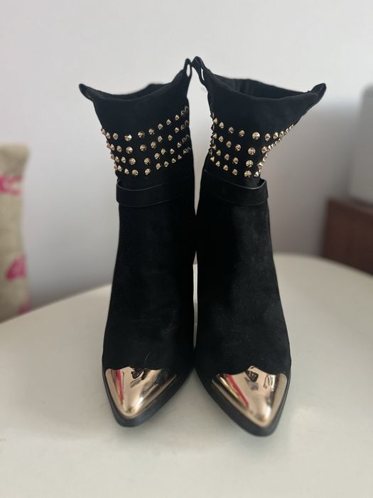 Śliczne kowbojki  r. 38