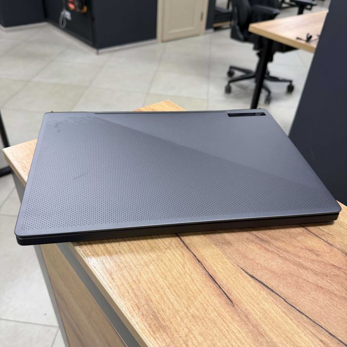 Ігровий ROG Zephyrus - 165 Гц/Ryzen 9 6900HS/RTX 3070 Ti 8 GB/16 DDR5
