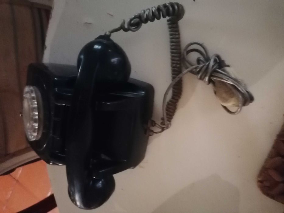 Telefone antigo ctt preto