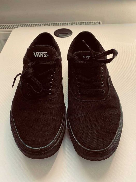 VANS Buty Authentic 42.5