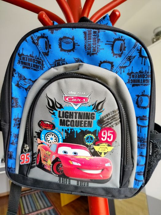 Zygzak McQueen plecak dla przedszkolaka  z samochodem