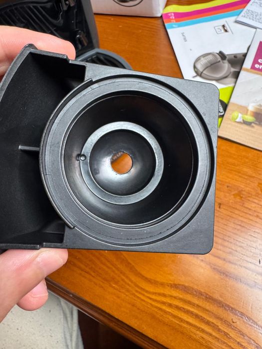 Dolce Gusto Krups Mini Me nova + 60€ em cápsulas