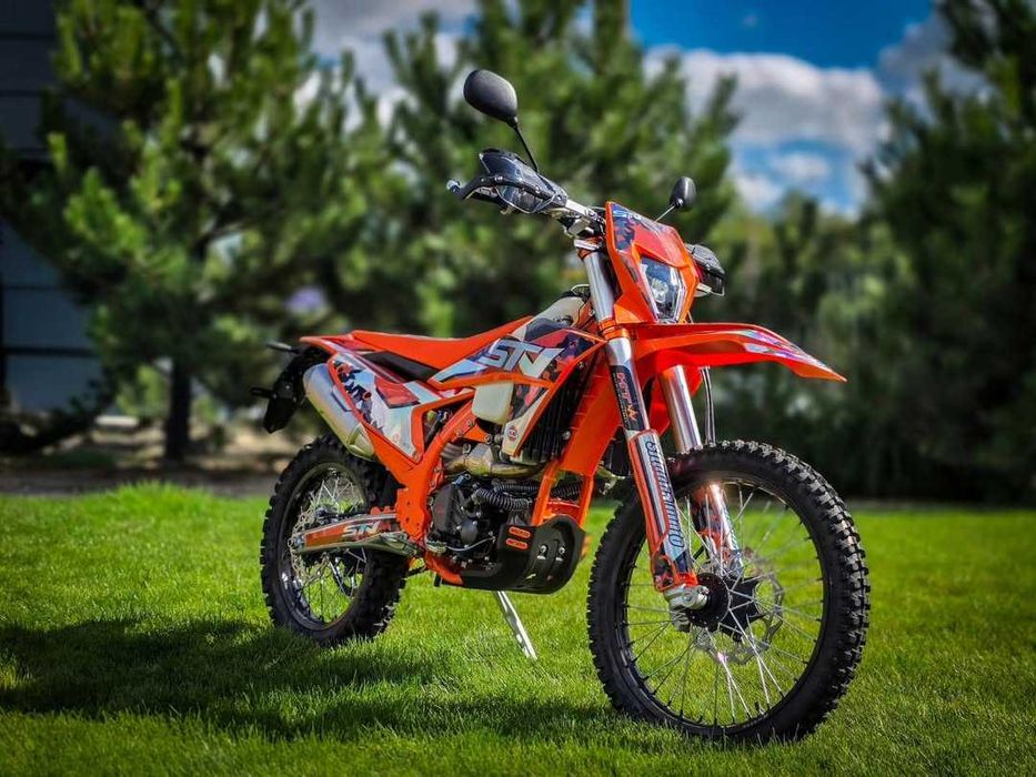 Краще та якісніше аналогів Мотоцикл STN V8 Enduro в АРТМОТО