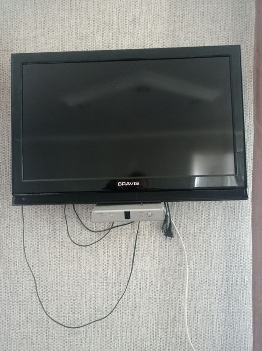 Телевізор BRAVIS LCD -3262