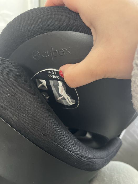 Cadeira tipo 2-3 cybex, com isofix.