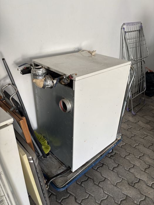 Caldeira aquecimento da marca ROCA,