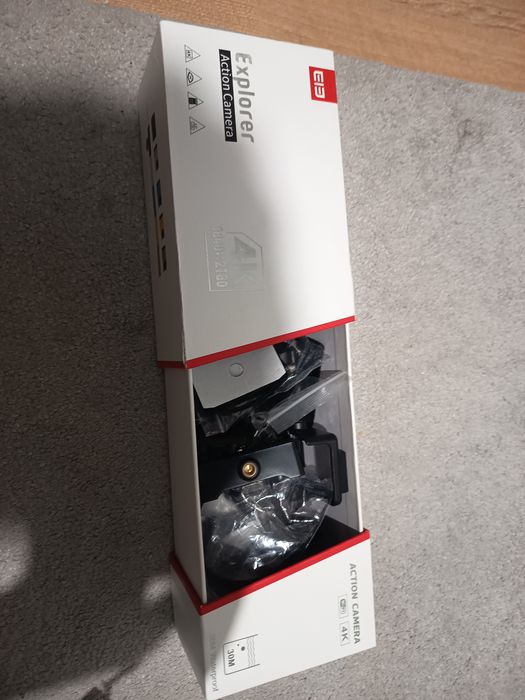 Câmara de Ação 4K com Acessórios + Capa Estanque Impermeável
