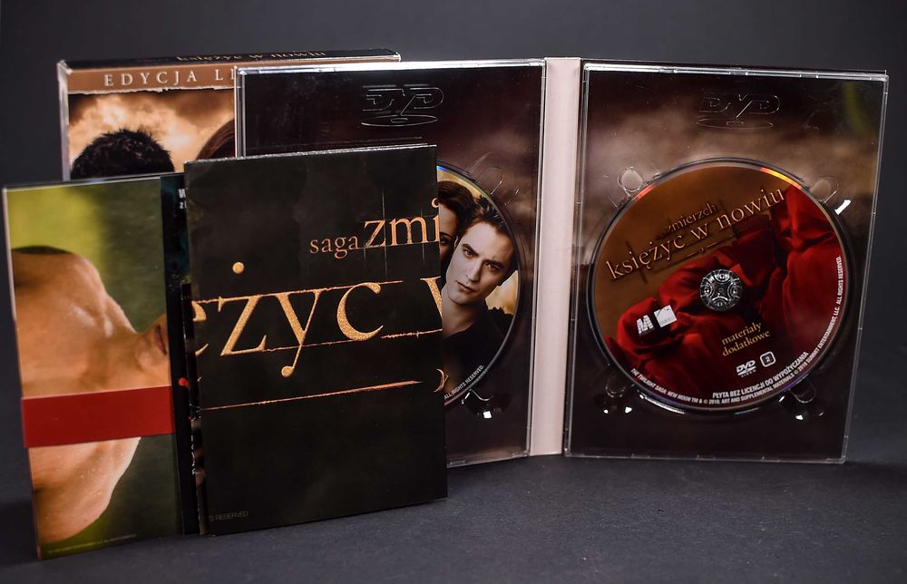 FILM DVD Saga zmierzch. Księżyc w nowiu. Edycja limitowana