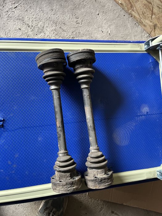 Полуося  bmw Е34 m20b25 m50b20 m20b20