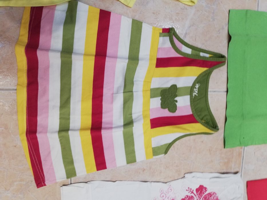 Cada t-shirt 8 anos só