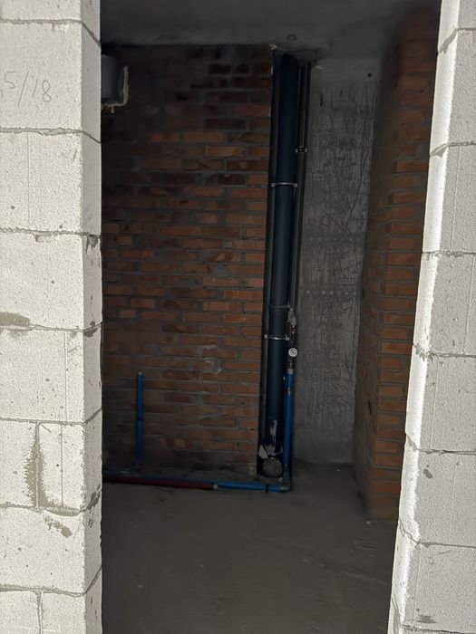 Будинок заселено! Однокімнатна квартира 35м2, Заходь на ремонт! Є Газ!