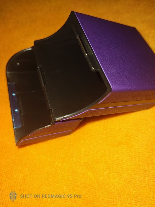 Caixa para Cigarros Roxa de Pele PU Nova