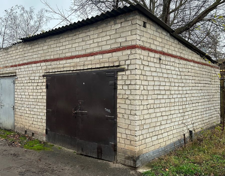 Продам гараж у центральному районі