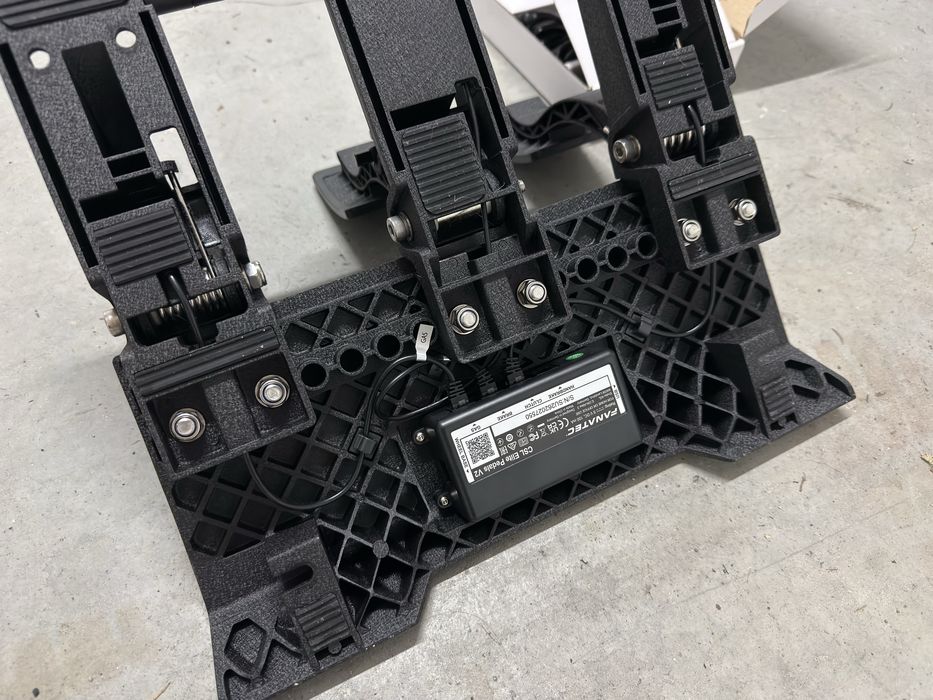 Fanatec pedais csl elite pedals V2